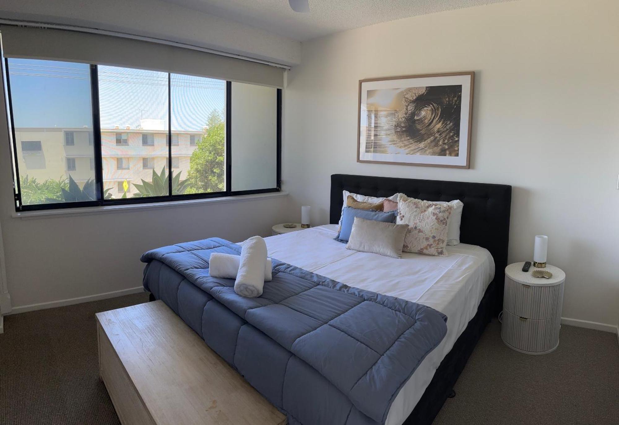 Kings Row Apartments Калаундра Екстер'єр фото